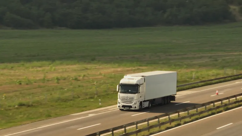 Camiones y flotas a gas natural vehicular (GNV)